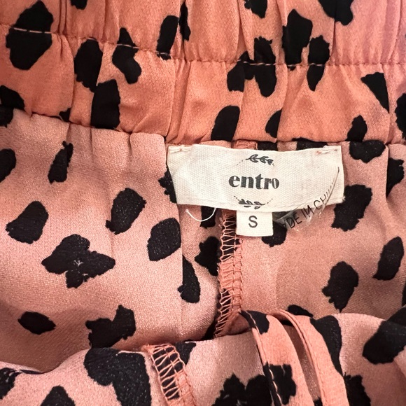 Super cute, elastic waist skort. Excellent condition. - Picture 2 of 2